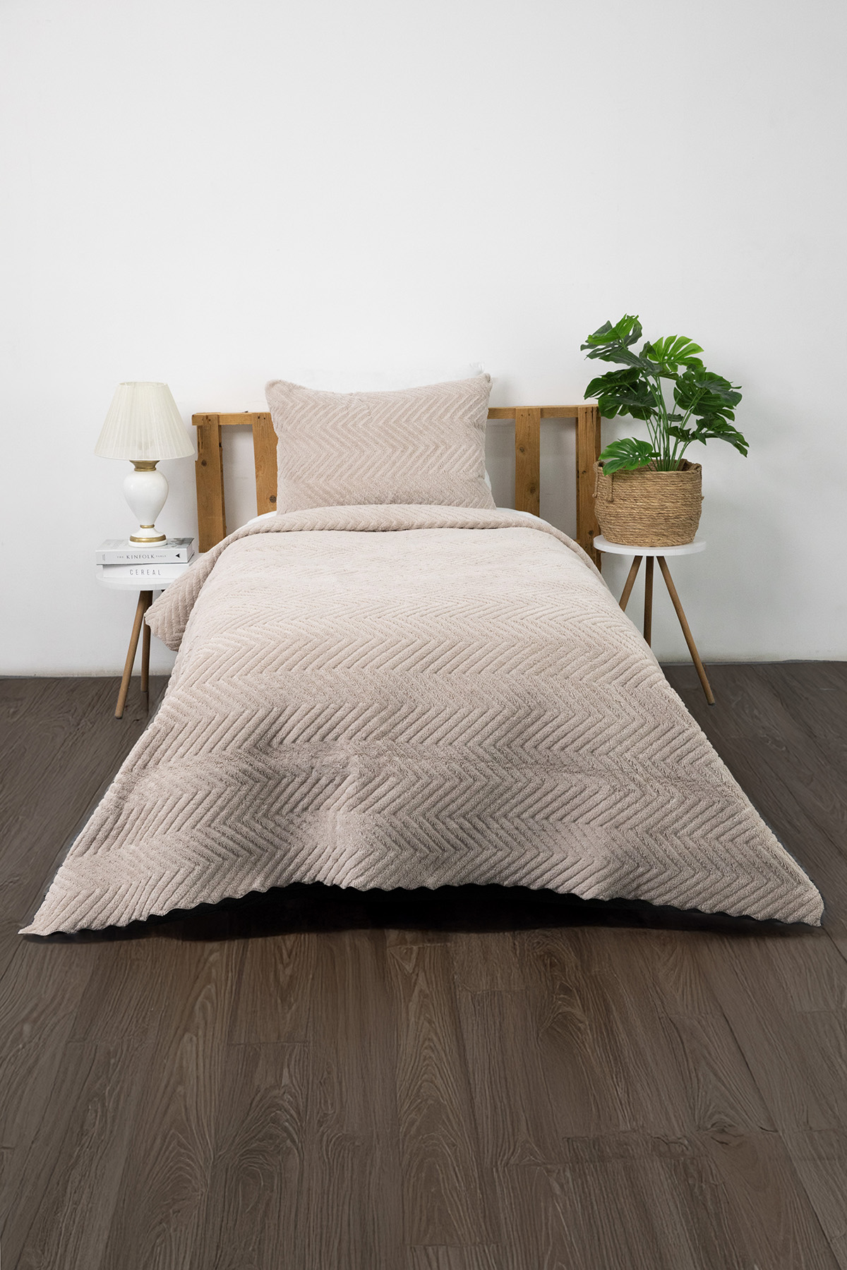 Liena Wellsoft Tek Kişilik Yatak Örtüsü - Bej Liena Wellsoft Tek Kişilik Yatak Örtüsü - Bej