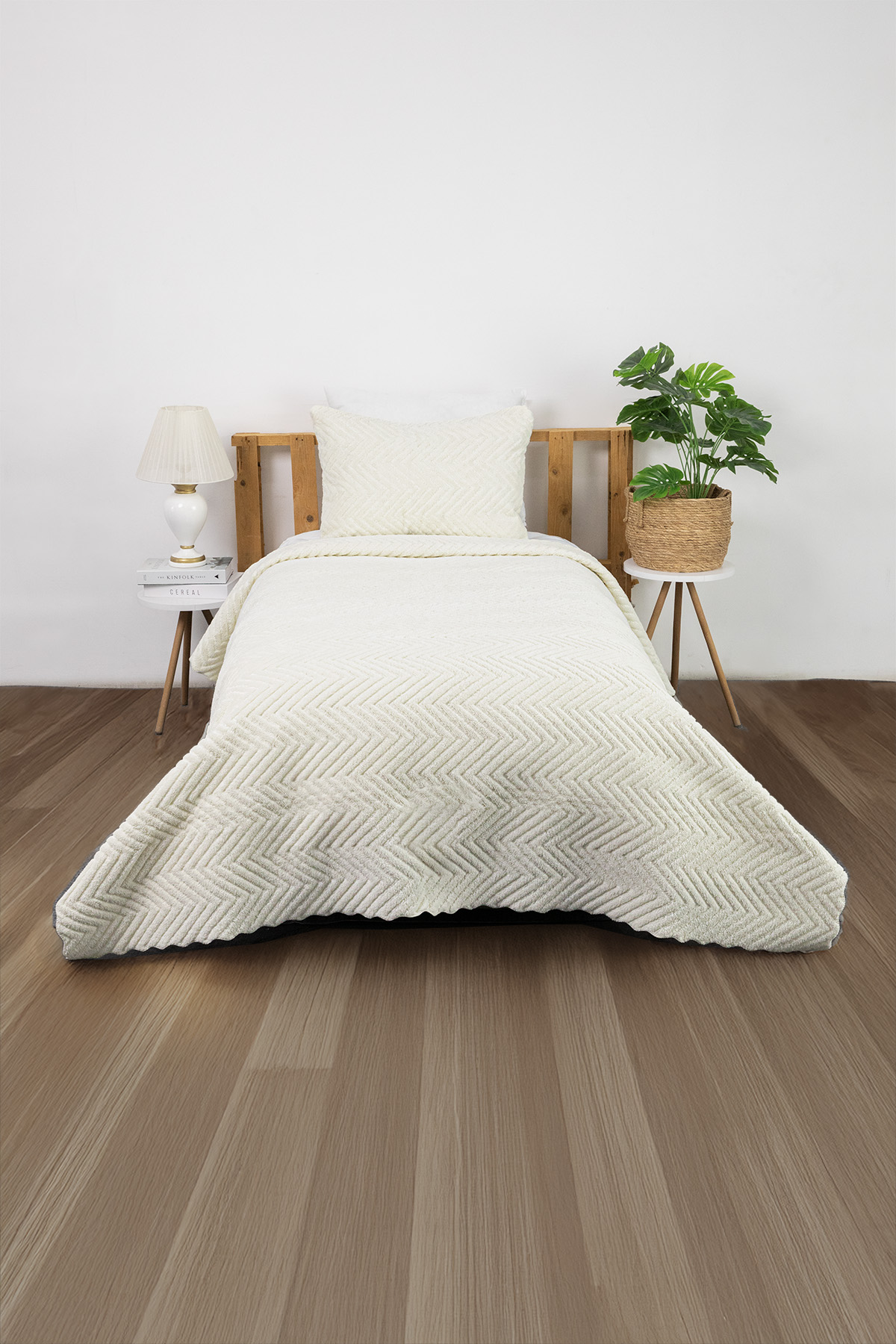 Liena Wellsoft Tek Kişilik Yatak Örtüsü - Krem Liena Wellsoft Tek Kişilik Yatak Örtüsü - Krem