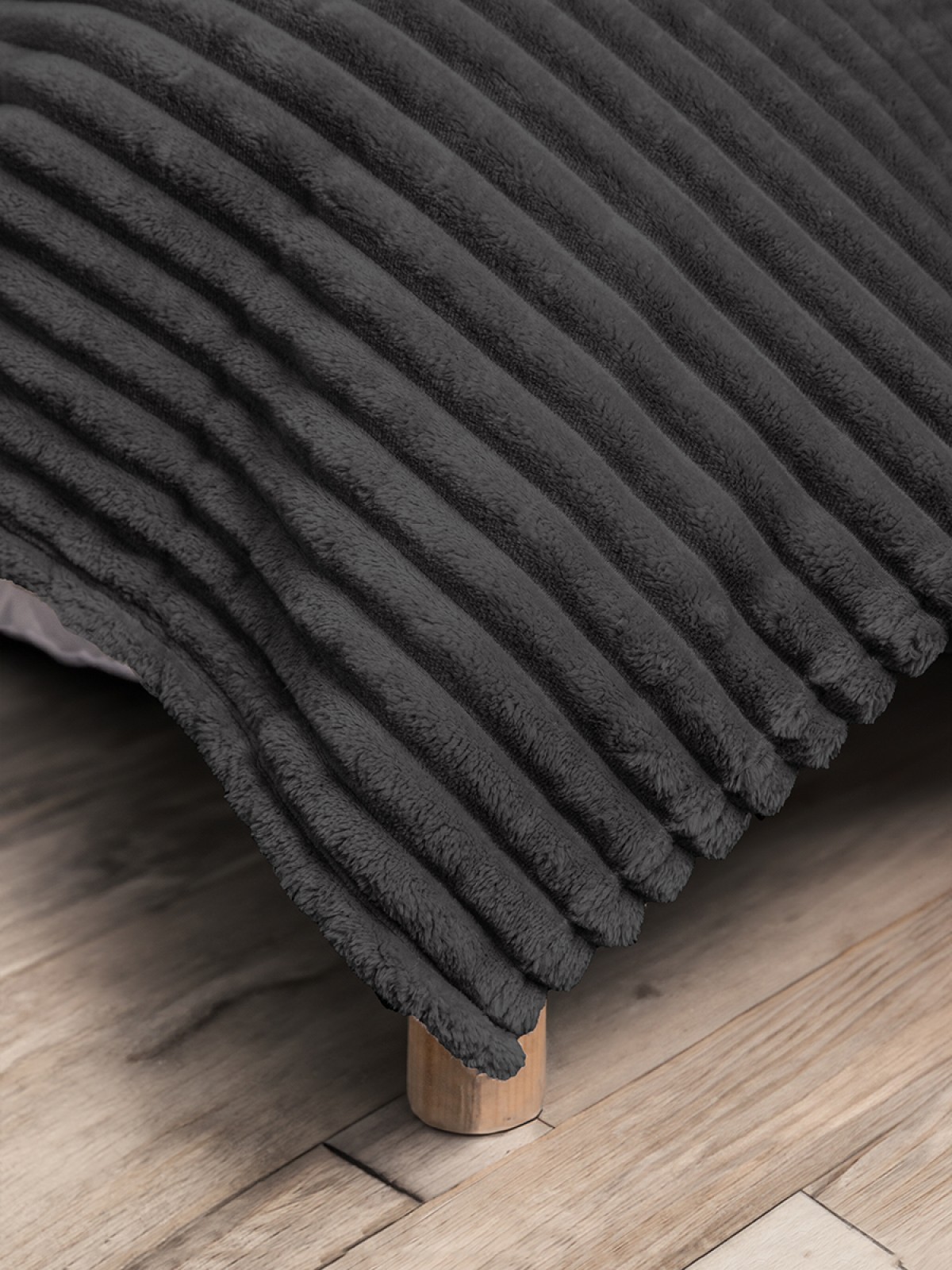 Linda 3 Parça Çift Kişilik Battaniye Seti - Antras Linda 3 Parça Çift Kişilik Battaniye Seti - Antras