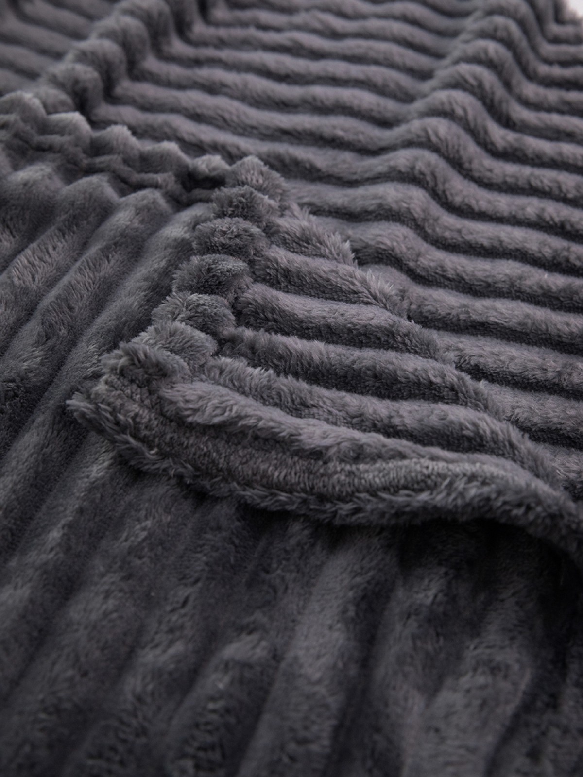 Linda 3 Parça Çift Kişilik Battaniye Seti - Antras Linda 3 Parça Çift Kişilik Battaniye Seti - Antras