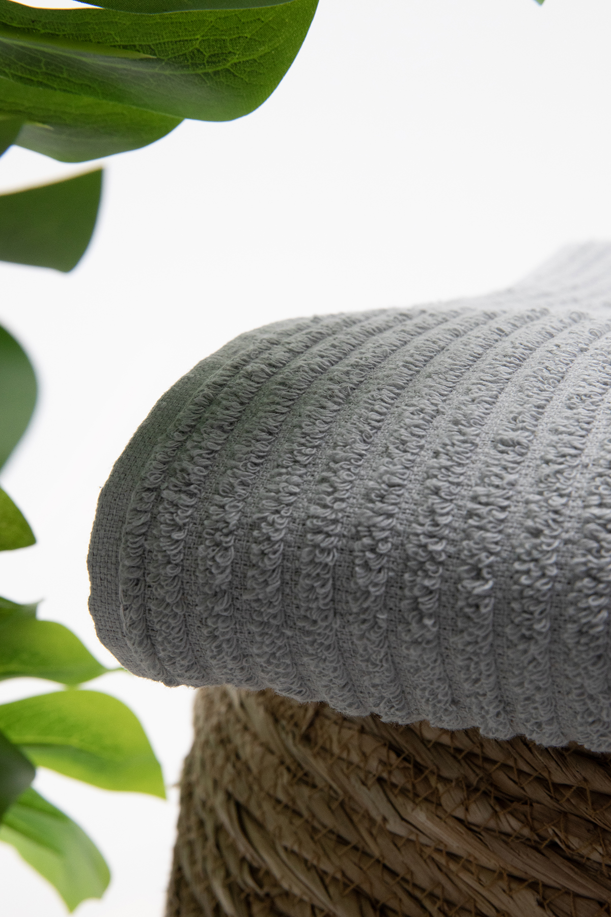 Line Luxury Pamuklu Banyo Havlusu 100x150 - Gri Line Luxury Pamuklu Banyo Havlusu 100x150 - Gri