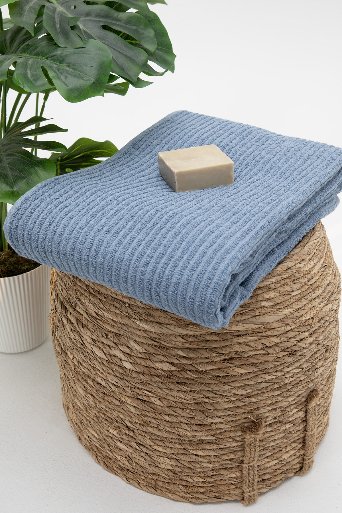 Line Luxury Pamuklu Banyo Havlusu 100x150 - İndigo Line Luxury Pamuklu Banyo Havlusu 100x150 - İndigo