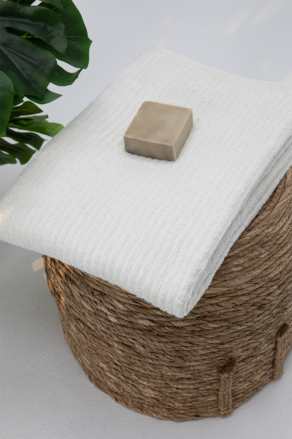 Line Luxury Pamuklu Banyo Havlusu 100x150 - Krem Line Luxury Pamuklu Banyo Havlusu 100x150 - Krem