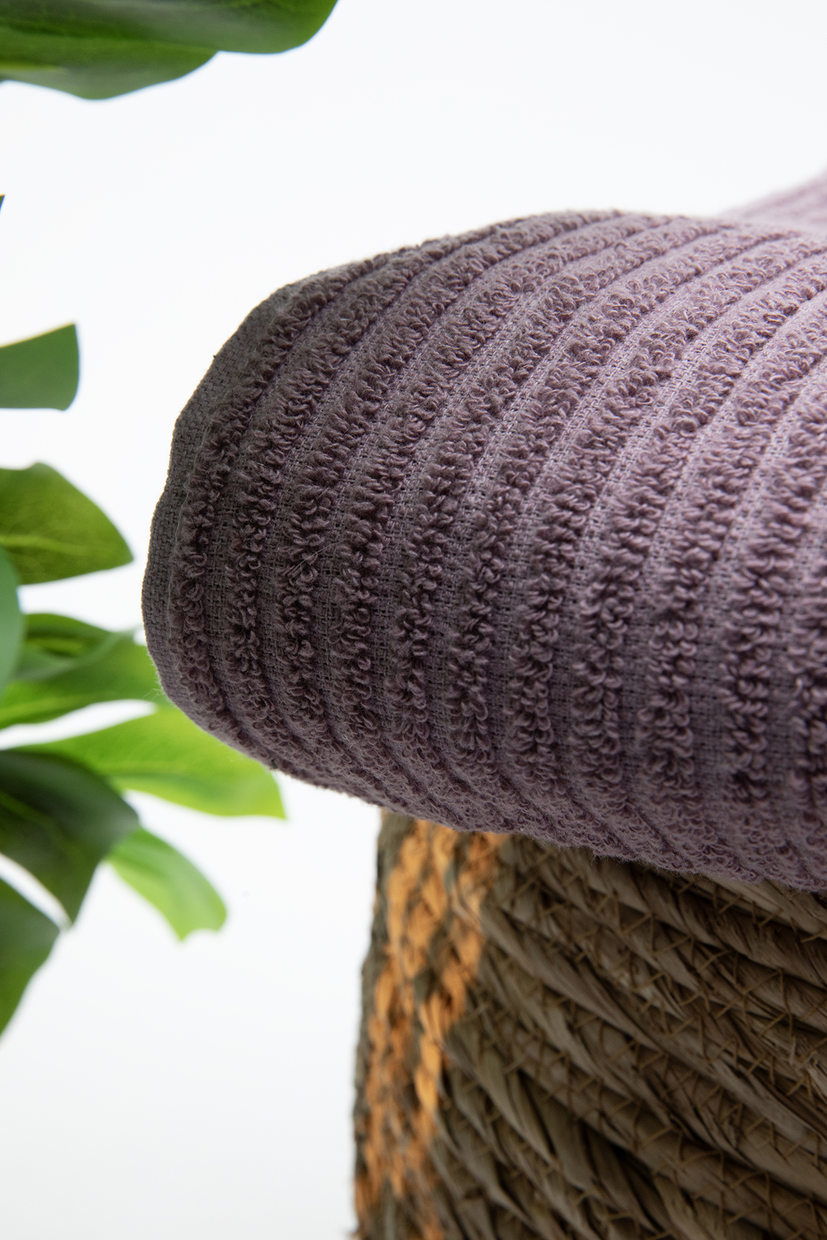 Line Luxury Pamuklu Banyo Havlusu 100x150 - Mürdüm Line Luxury Pamuklu Banyo Havlusu 100x150 - Mürdüm