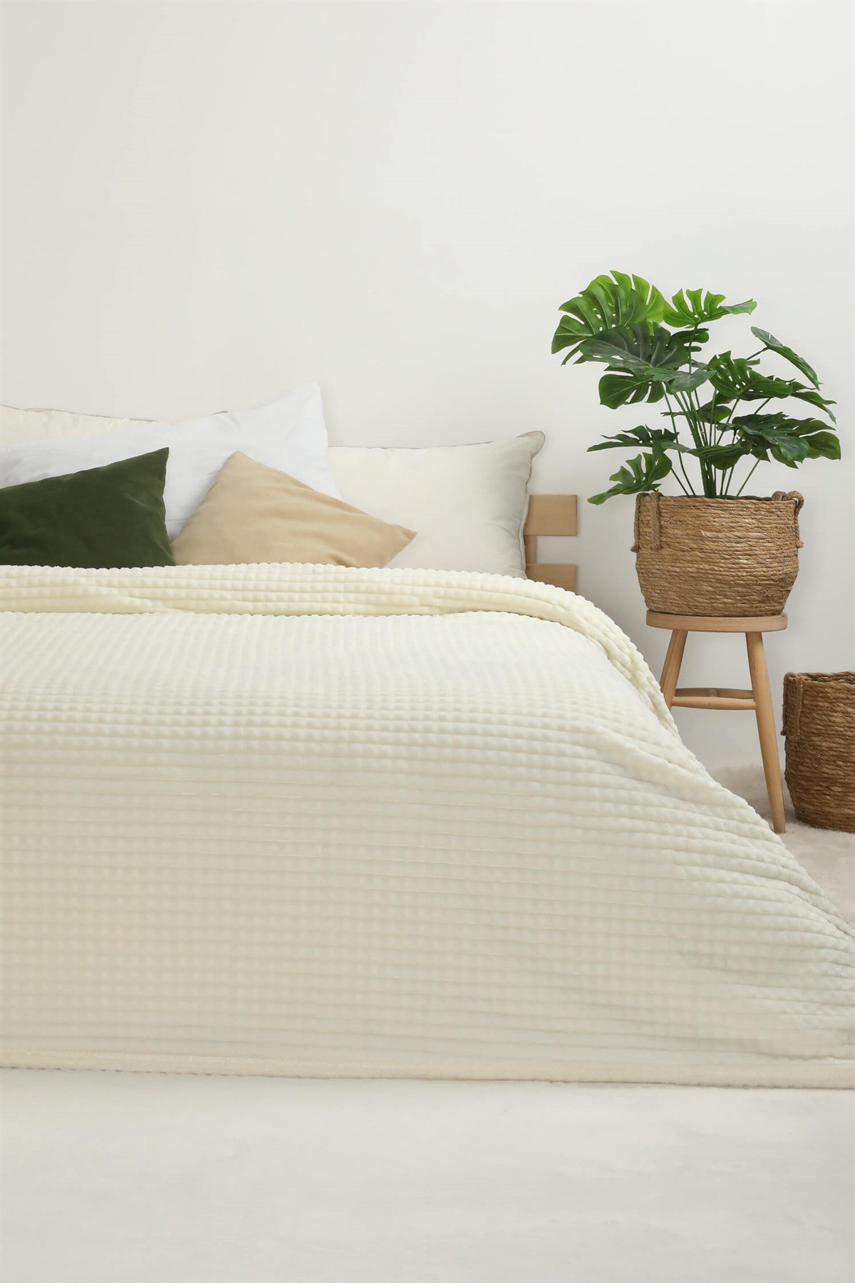 Merinos Soft Piramit Çift Kişilik Battaniye - Ekru