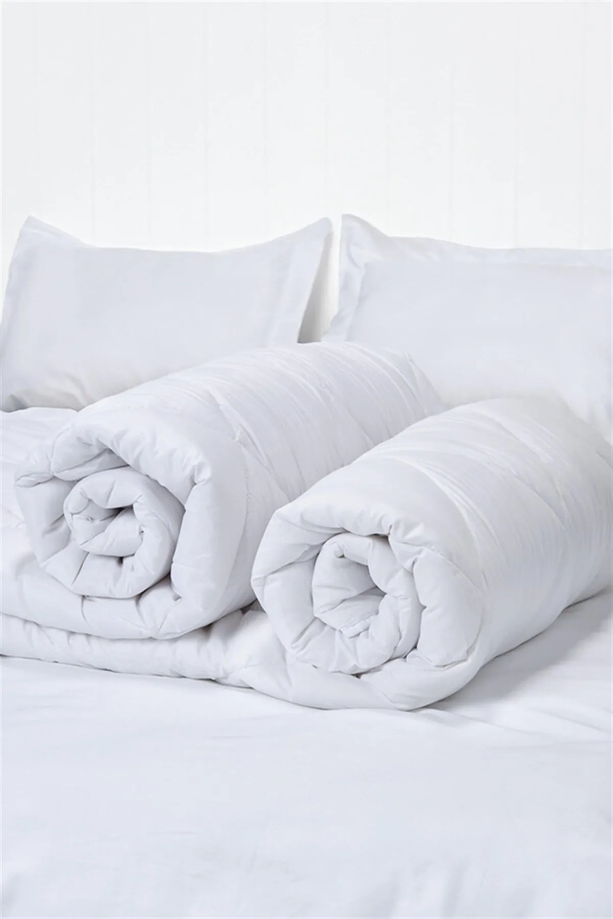Fatih Mikro Silikon Çift Kişilik Yorgan - Beyaz Fatih Mikro Silikon Çift Kişilik Yorgan - Beyaz