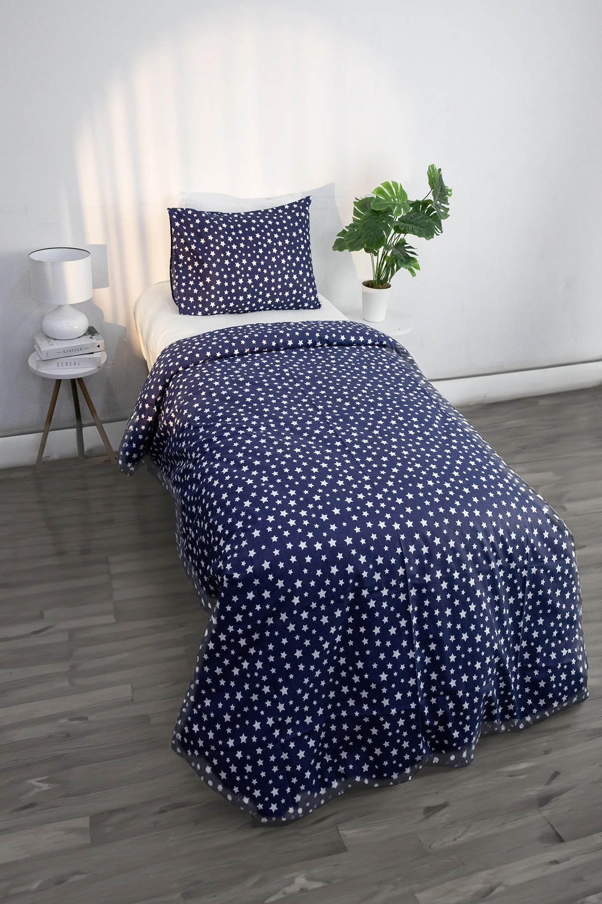 Mimosa Tek Kişilik Nevresim Seti - Lacivert Mimosa Tek Kişilik Nevresim Seti - Lacivert