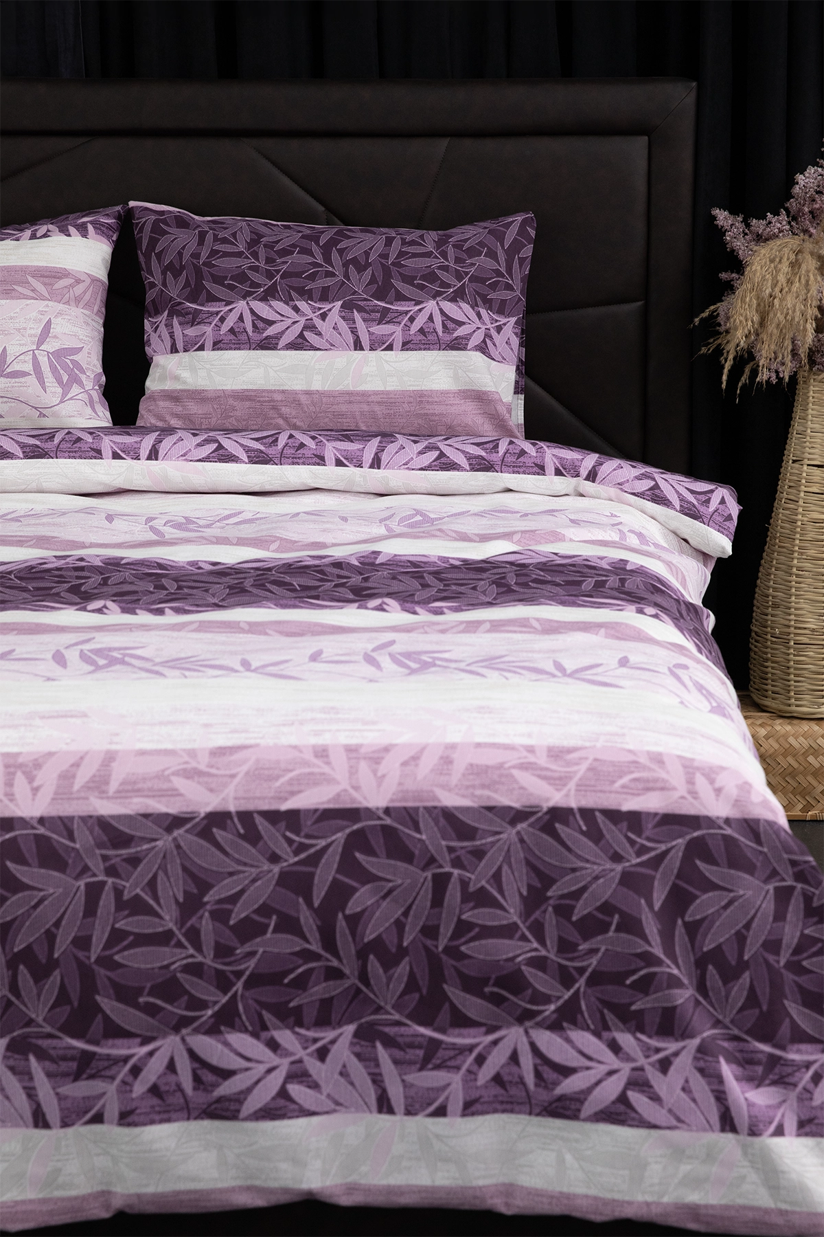 Natura Lastikli Çarşaflı Çift Kişilik Nevresim Takımı - Mürdüm Natura Lastikli Çarşaflı Çift Kişilik Nevresim Takımı - Mürdüm