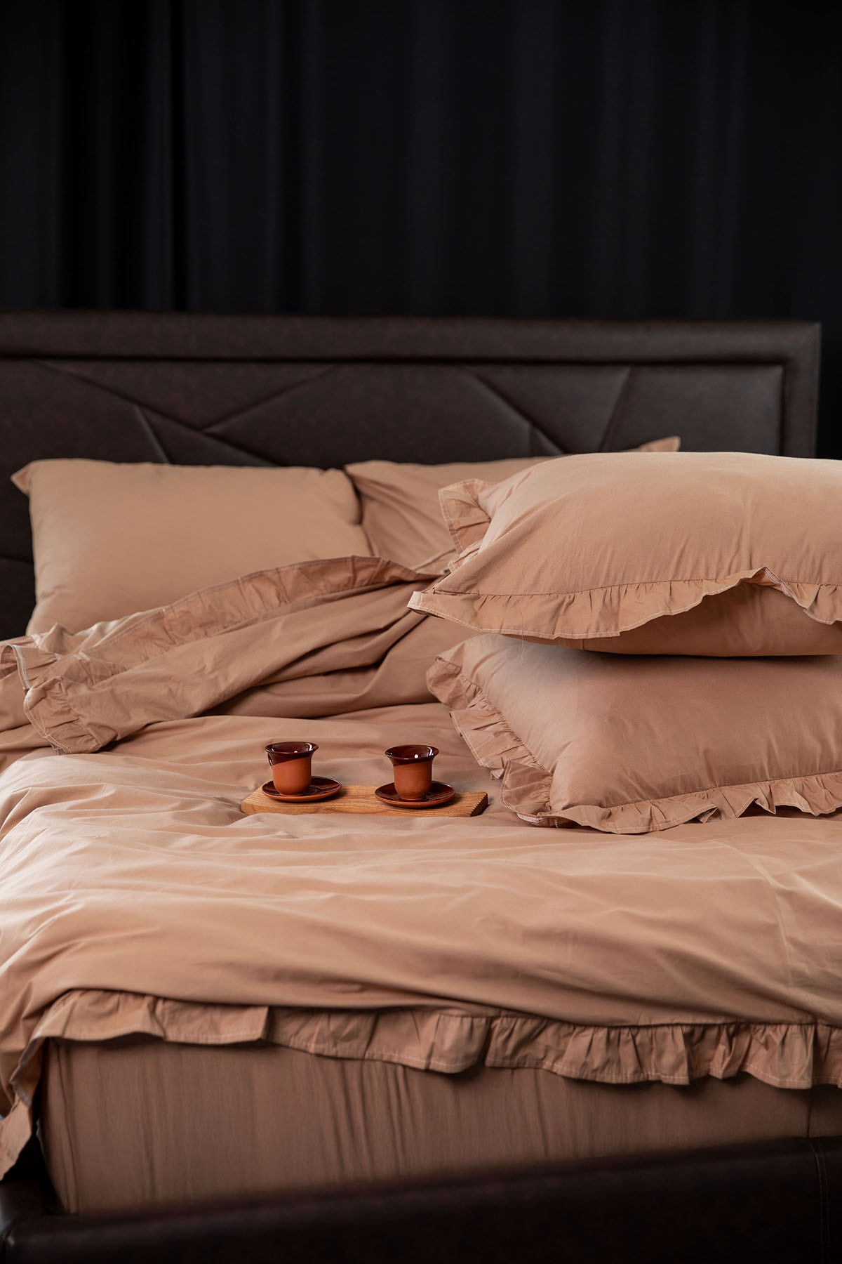Naturis Premium %100 Pamuk Fırfırlı Çift Kişilik Nevresim Takımı - Kahve