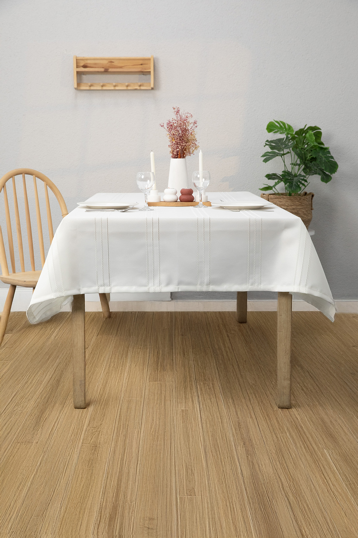 Neva Leke Tutmaz Masa Örtüsü 160x220 - Ekru