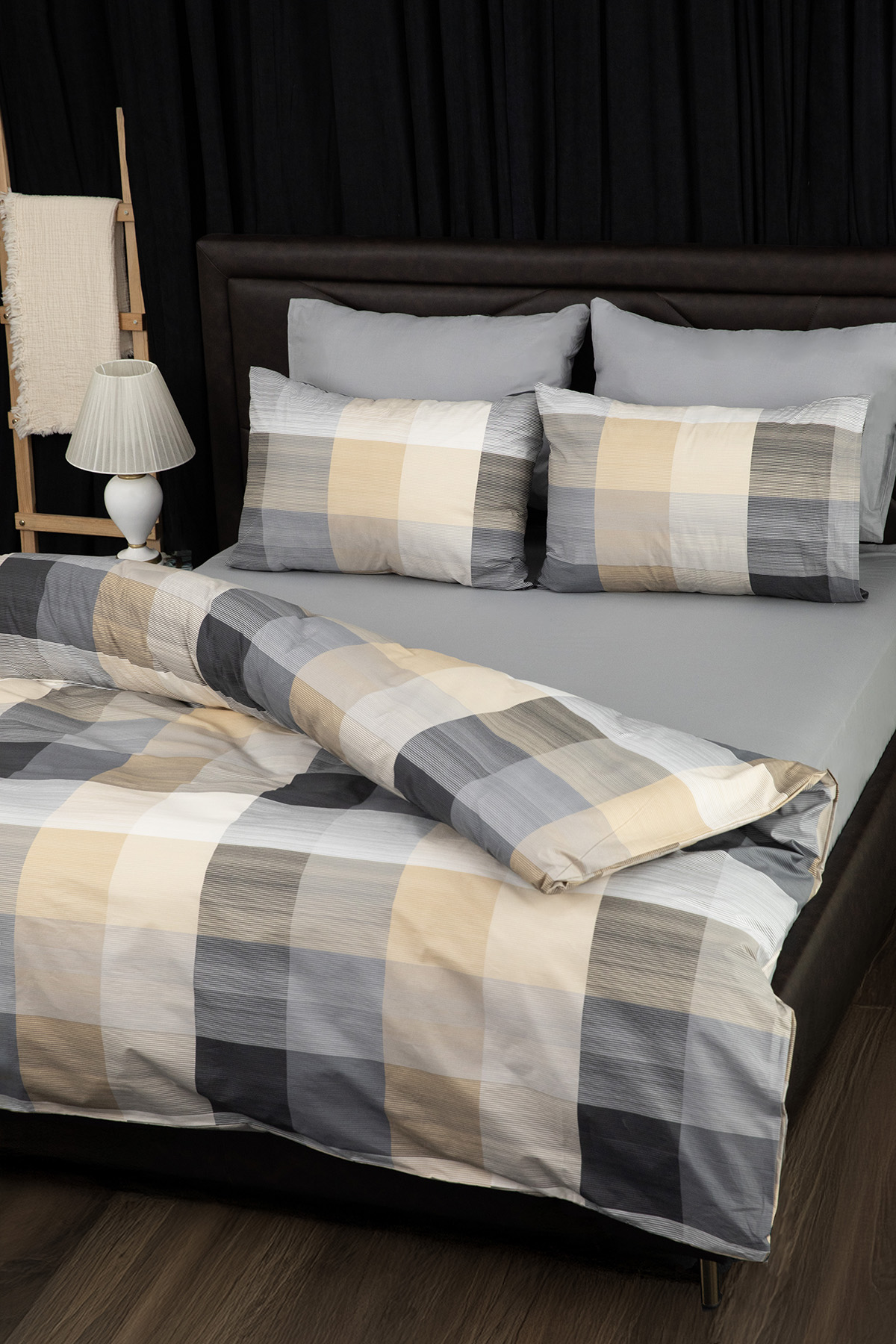 Nevora Premium %100 Pamuk Çift Kişilik Nevresim Takımı - Gri Nevora Premium %100 Pamuk Çift Kişilik Nevresim Takımı - Gri