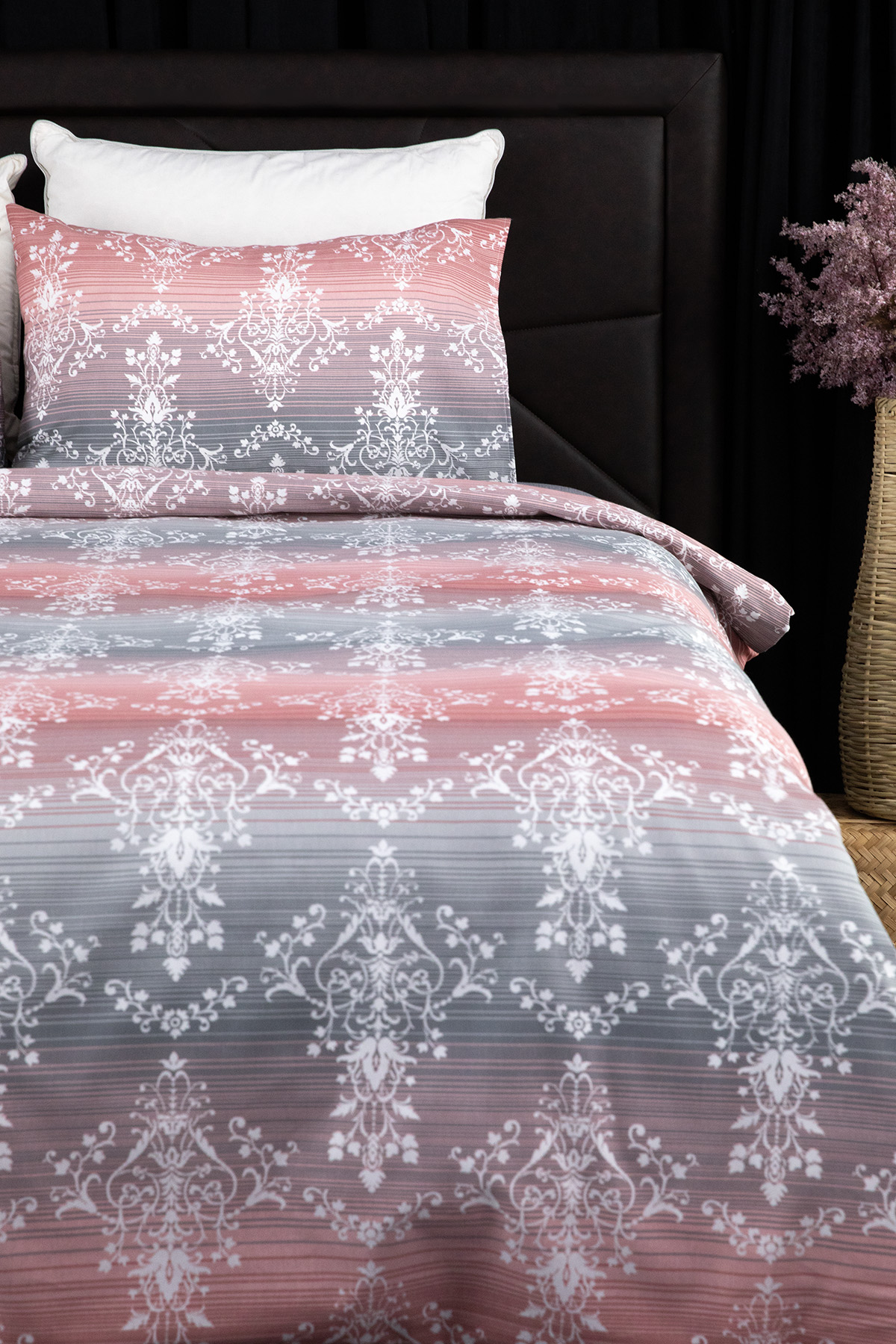 Nova Lastikli Çarşaflı Çift Kişilik Nevresim Takımı - Pembe Nova Lastikli Çarşaflı Çift Kişilik Nevresim Takımı - Pembe