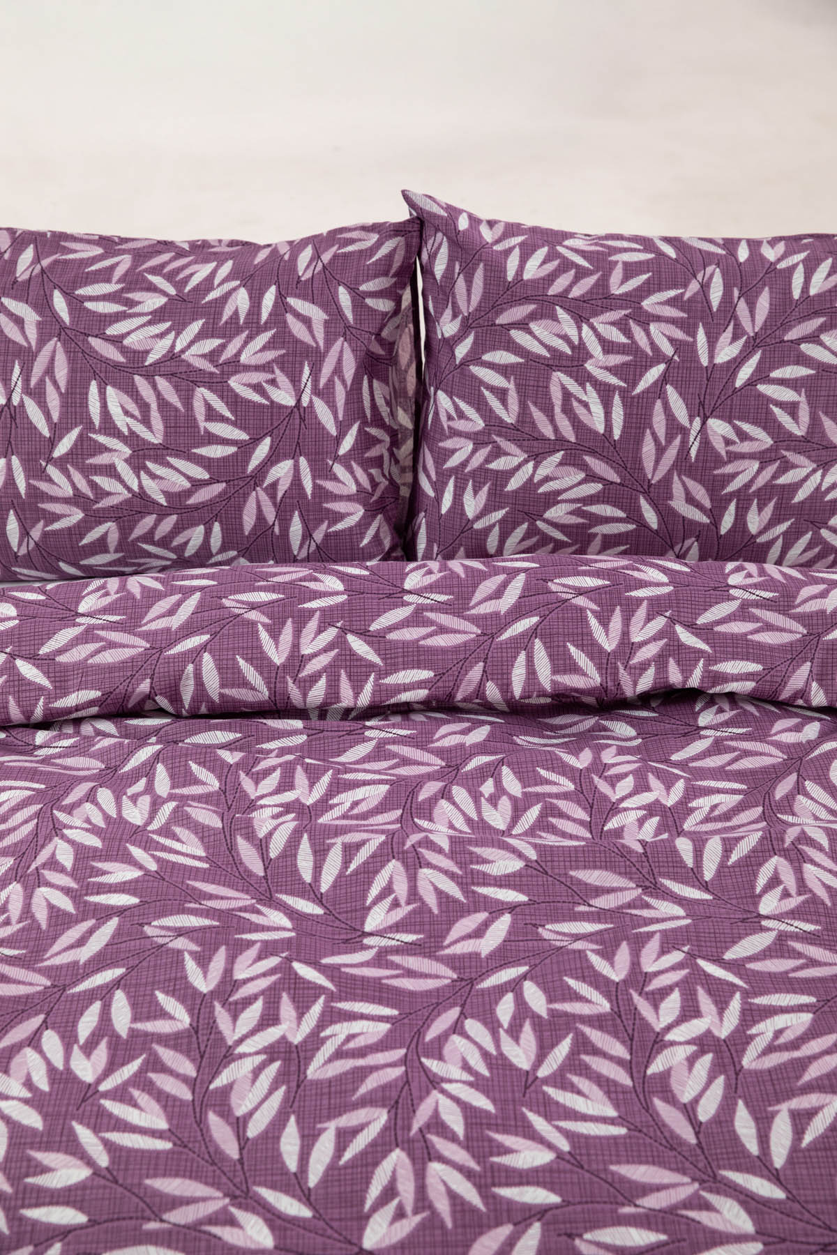 Noven Lastikli Çarşaflı Çift Kişilik Nevresim Takımı - Mürdüm