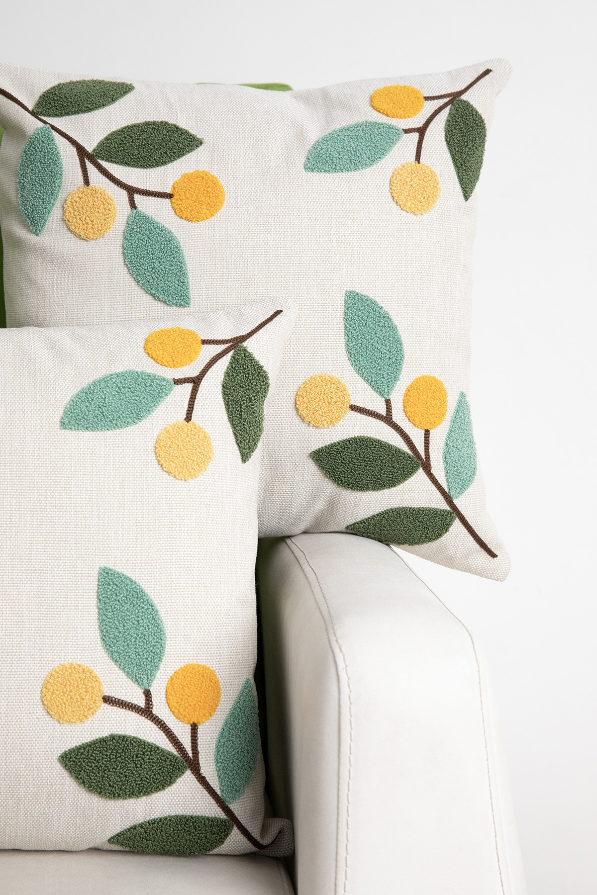 Olivya Keten Punch Nakışlı 2'li Kırlent Kılıfı 42x42 - Yeşil Olivya Keten Punch Nakışlı 2'li Kırlent Kılıfı 42x42 - Yeşil