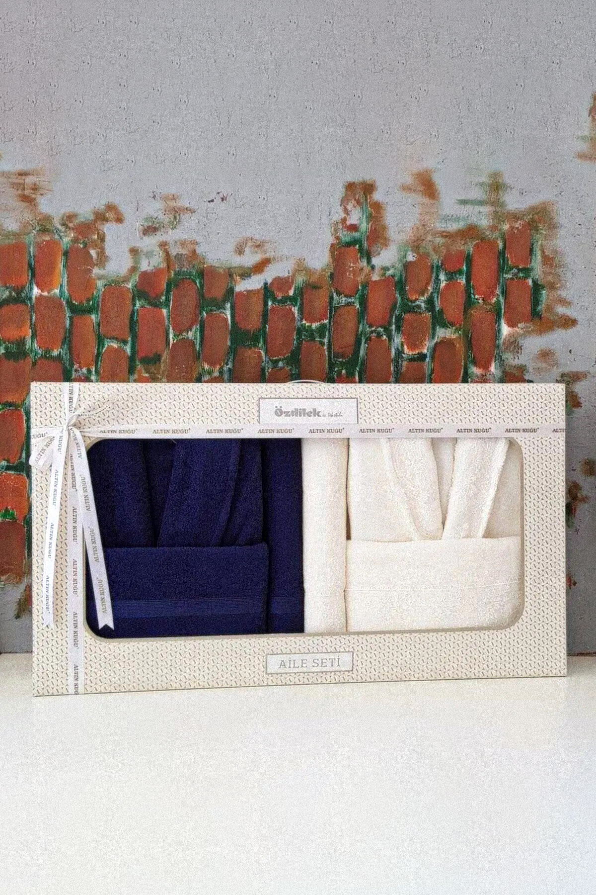 Branch Aile Bornoz Seti - Lacivert Krem Branch Aile Bornoz Seti - Lacivert Krem