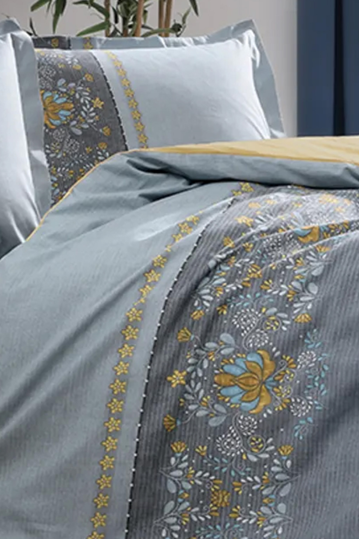 Özdilek Çift Kişilik Ranforce Brodats Nevresim Takımı - Antrasit Özdilek Çift Kişilik Ranforce Brodats Nevresim Takımı - Antrasit