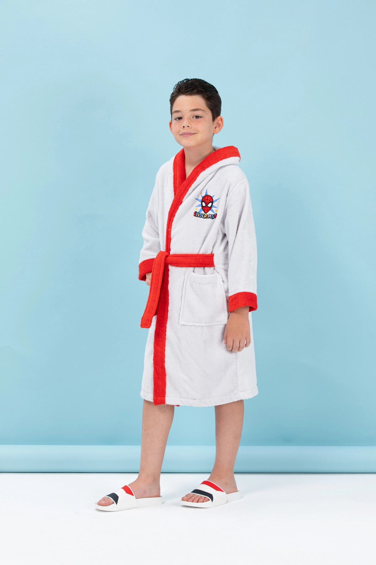 Özdilek Disney Spiderman Grey Gri Nakışlı Çocuk Bornozu 11-12 Yaş