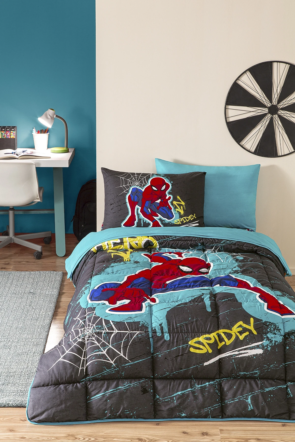 Özdilek Disney Spiderman Stree Tek Kişilik Uyku Seti - Gri Özdilek Disney Spiderman Stree Tek Kişilik Uyku Seti - Gri