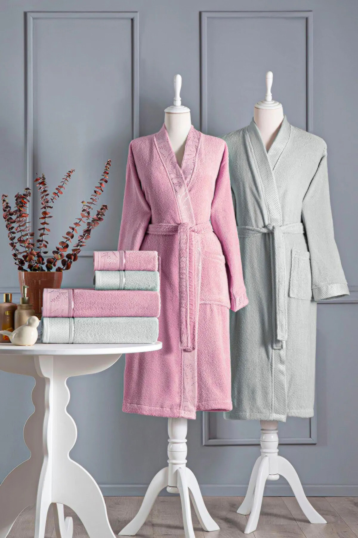 Özdilek Ditsy Aile Bornoz Seti - Pembe - Gri Özdilek Ditsy Aile Bornoz Seti - Pembe - Gri