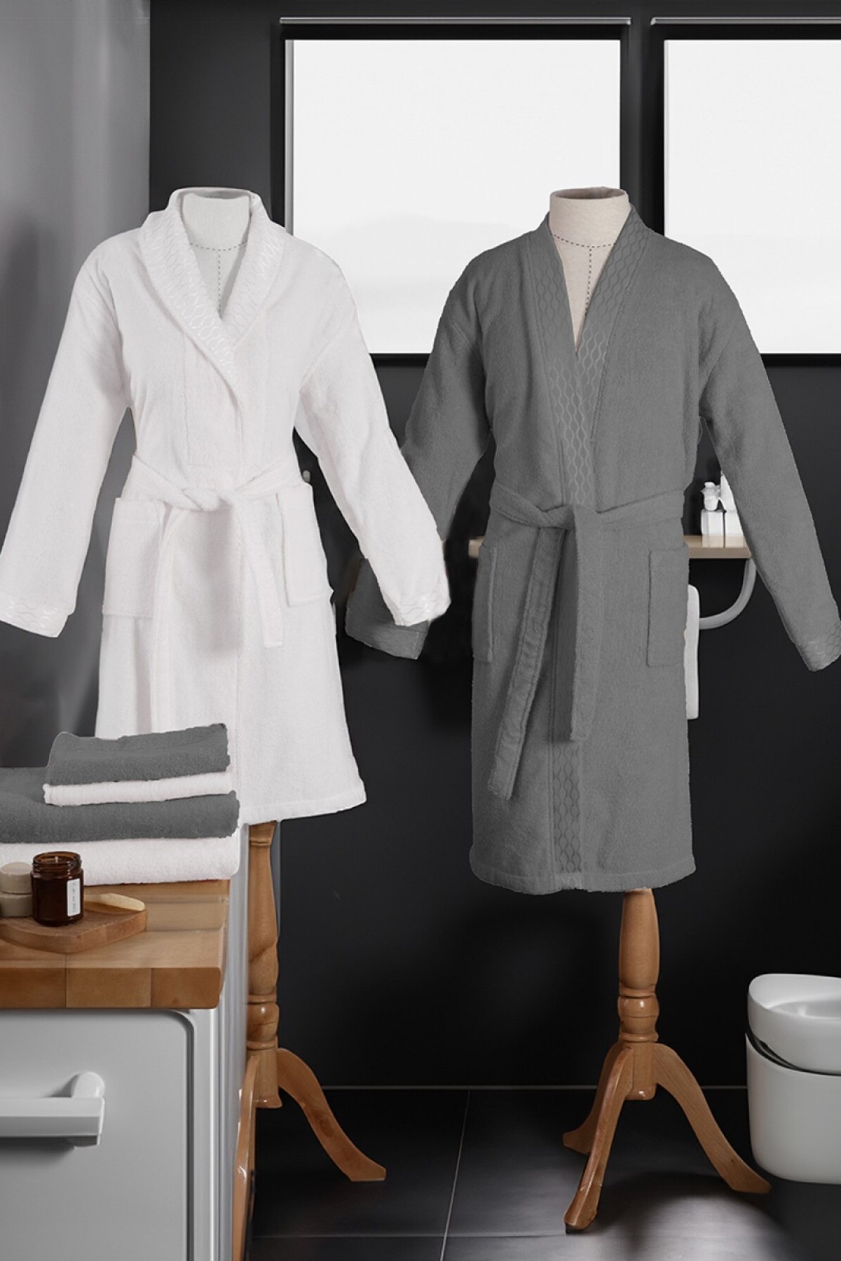 Özdilek Elissa Aile Bornoz Seti - Gri Beyaz Özdilek Elissa Aile Bornoz Seti - Gri Beyaz