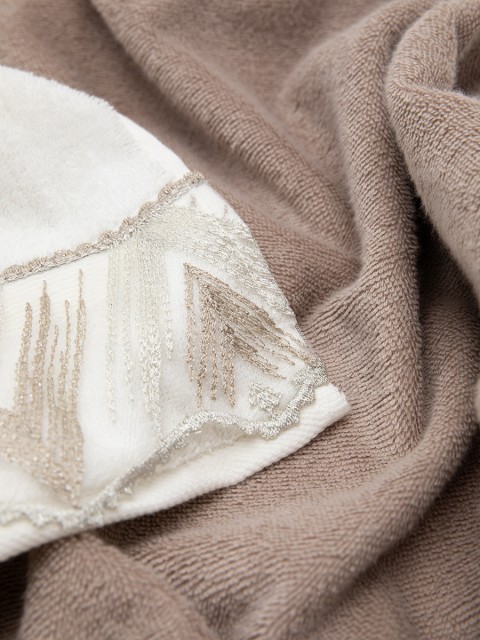 Özdilek Elite Aile Bornoz Seti - Bej - Krem Özdilek Elite Aile Bornoz Seti - Bej - Krem