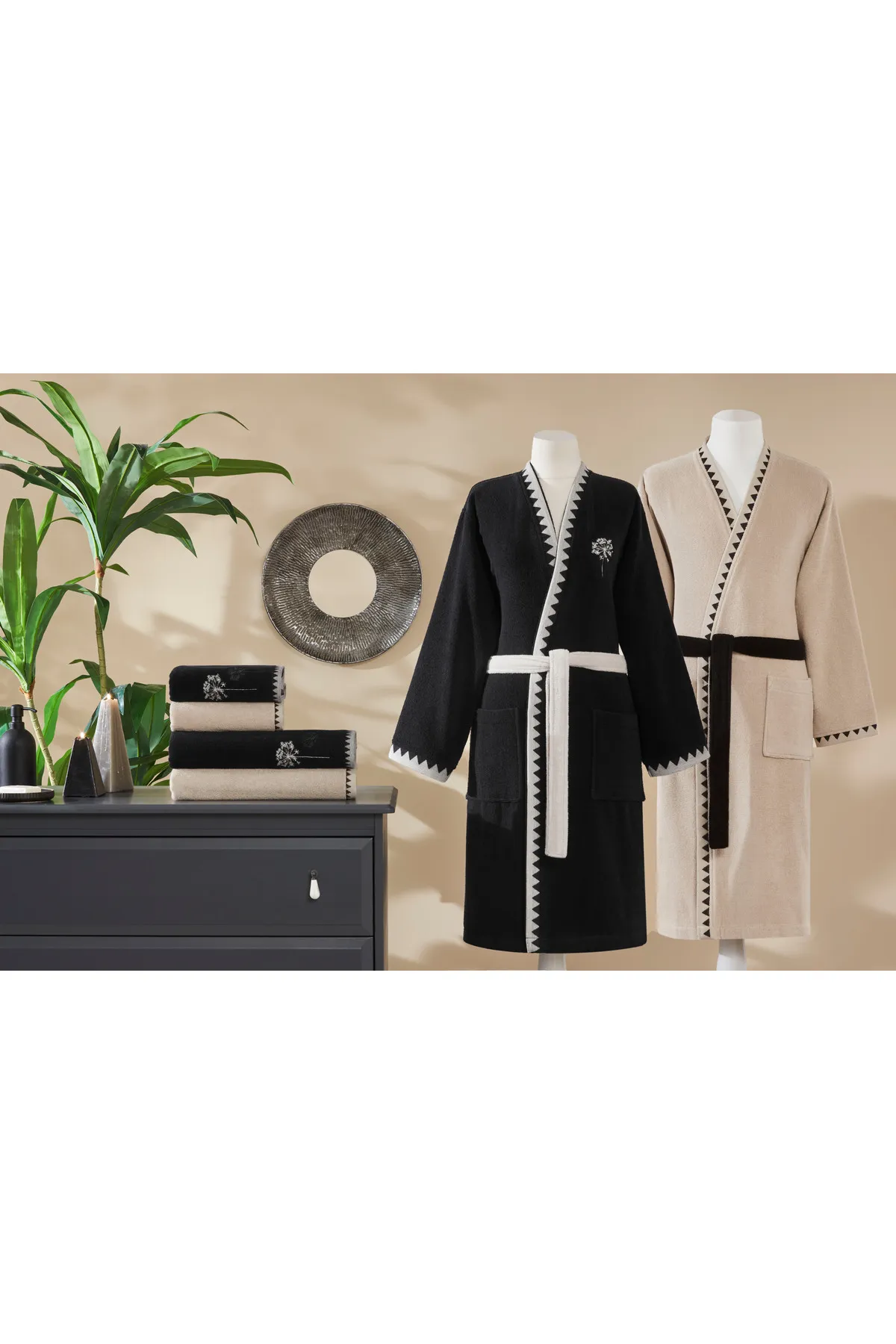 Özdilek Erba Seca Aile Bornoz Seti - Siyah - Bej Özdilek Erba Seca Aile Bornoz Seti - Siyah - Bej