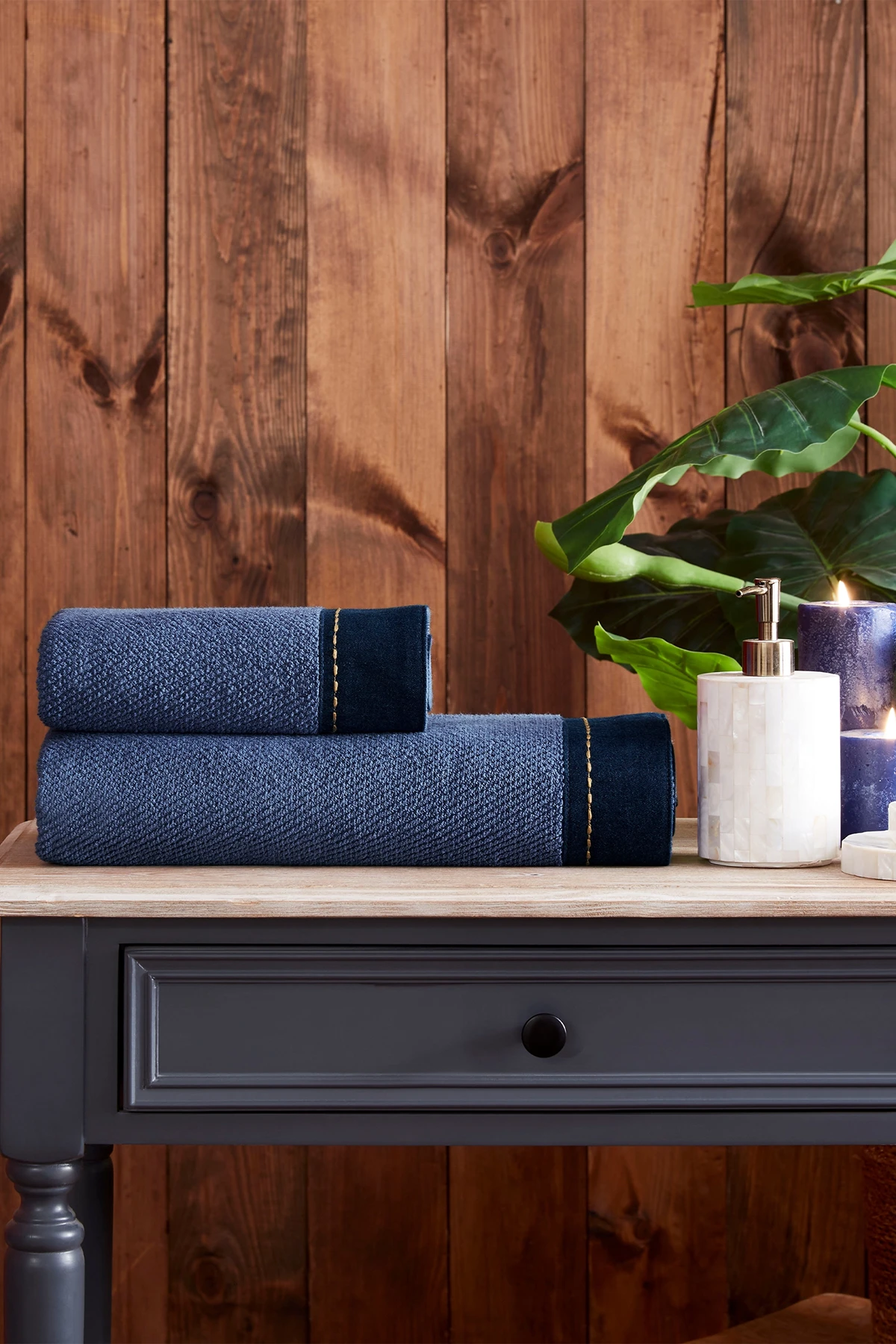 Özdilek Oregon Maskülen Nakışlı Denim 2'Li Havlu Set - Lacivert Özdilek Oregon Maskülen Nakışlı Denim 2'Li Havlu Set - Lacivert