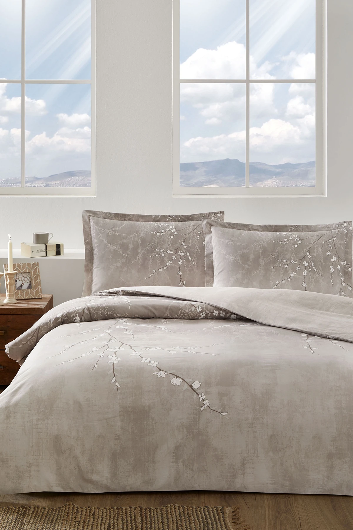 Özdilek White Sakura Fitted Çift Kişilik Nevresim Takımı - Bej