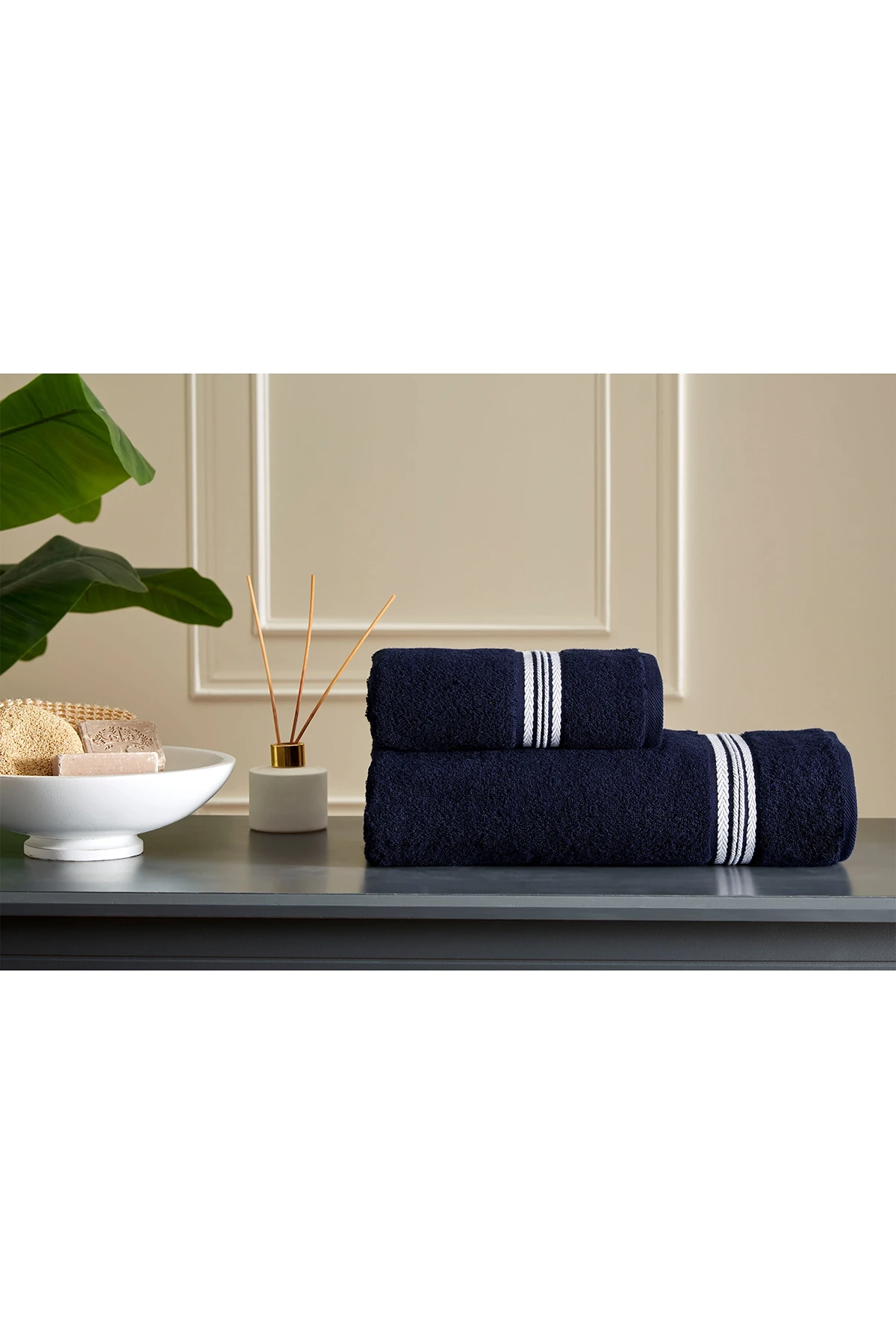 Özdilek Wonder Maskülen 2'Li Havlu Set - Lacivert Özdilek Wonder Maskülen 2'Li Havlu Set - Lacivert