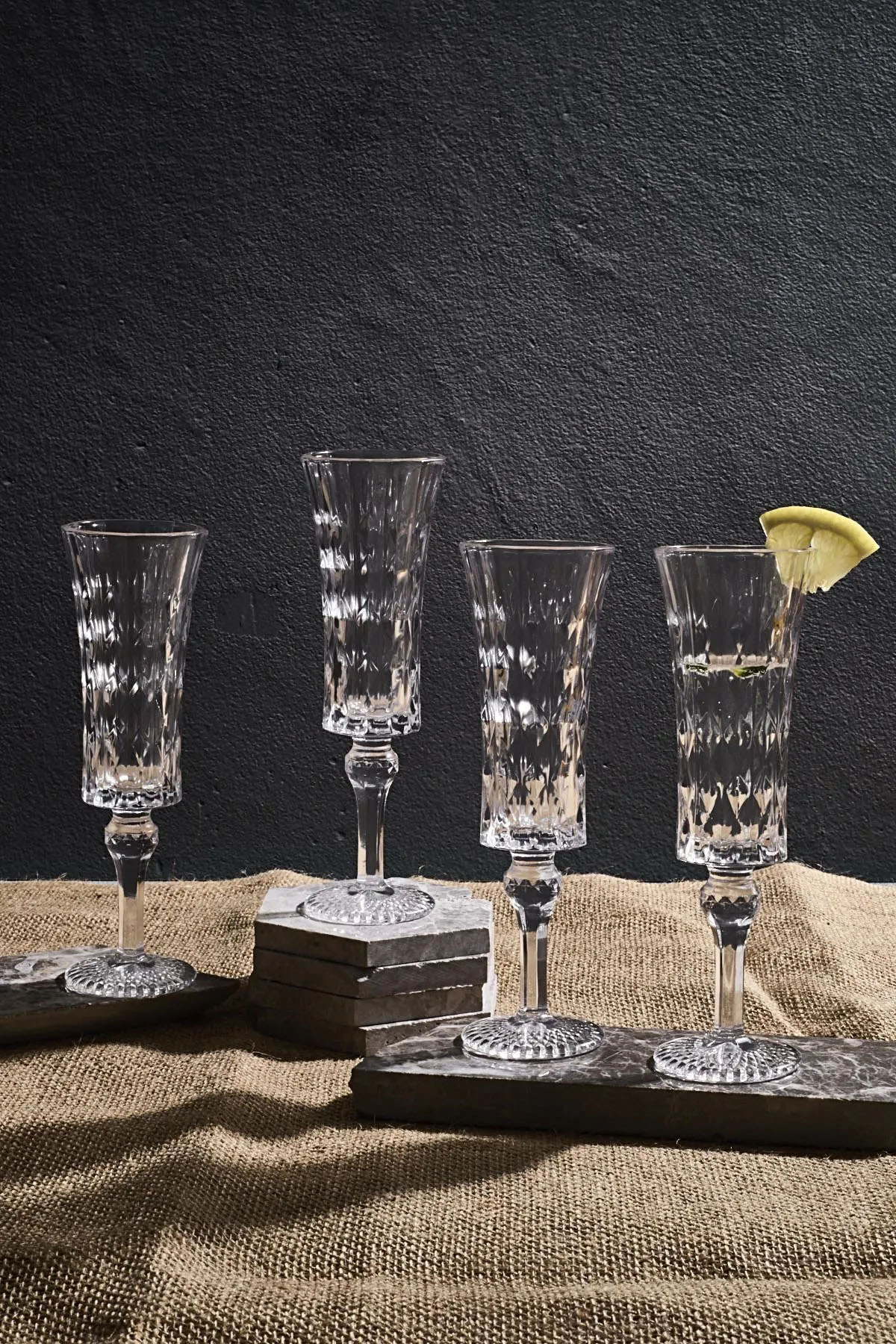 Perotti 14972 Arturo Footed 4'lü Bardak 120 Ml Perotti 14972 Arturo Footed 4'lü Bardak 120 Ml