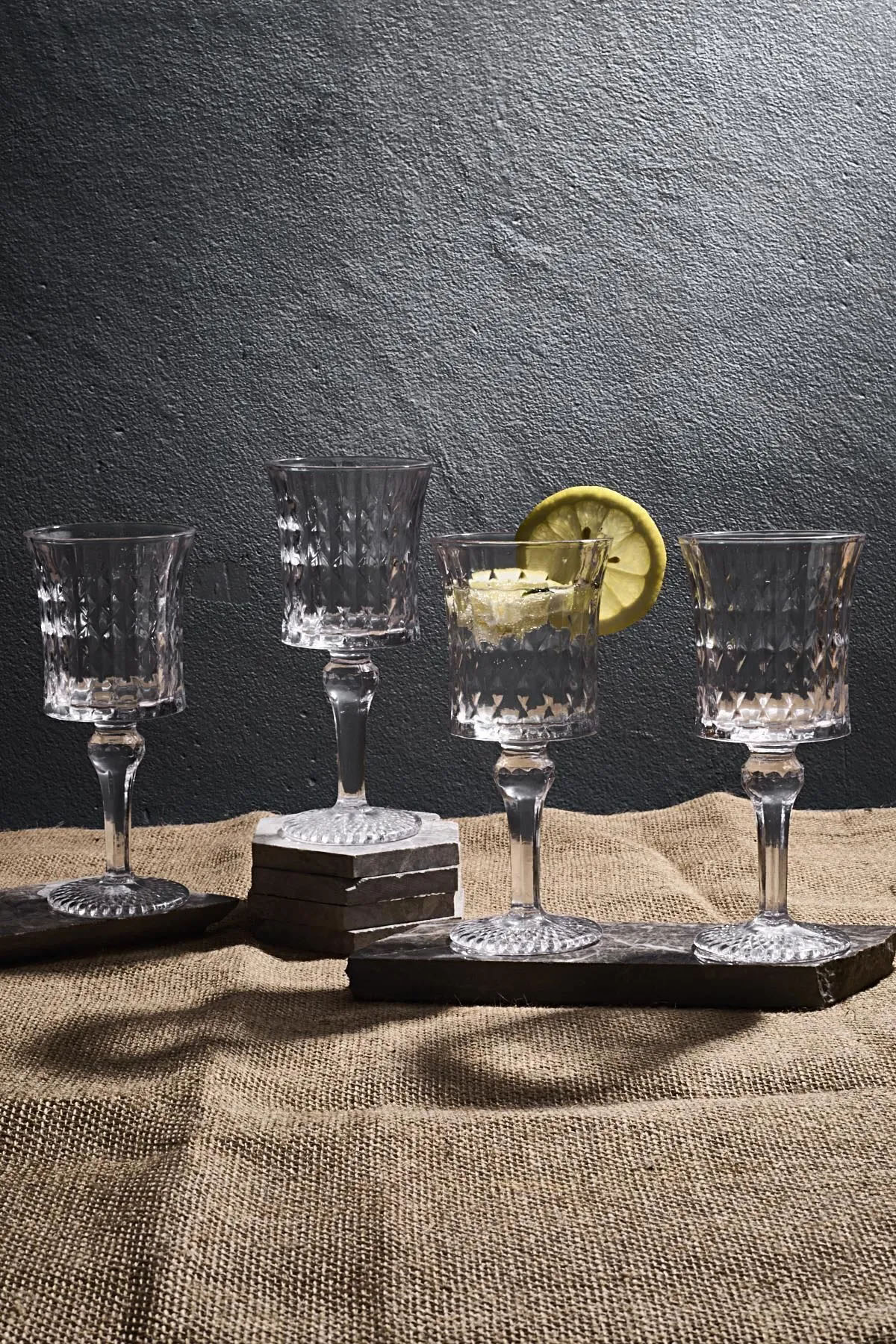 Perotti 14973 Arturo Goblet 4'lü Bardak 225 Ml Perotti 14973 Arturo Goblet 4'lü Bardak 225 Ml