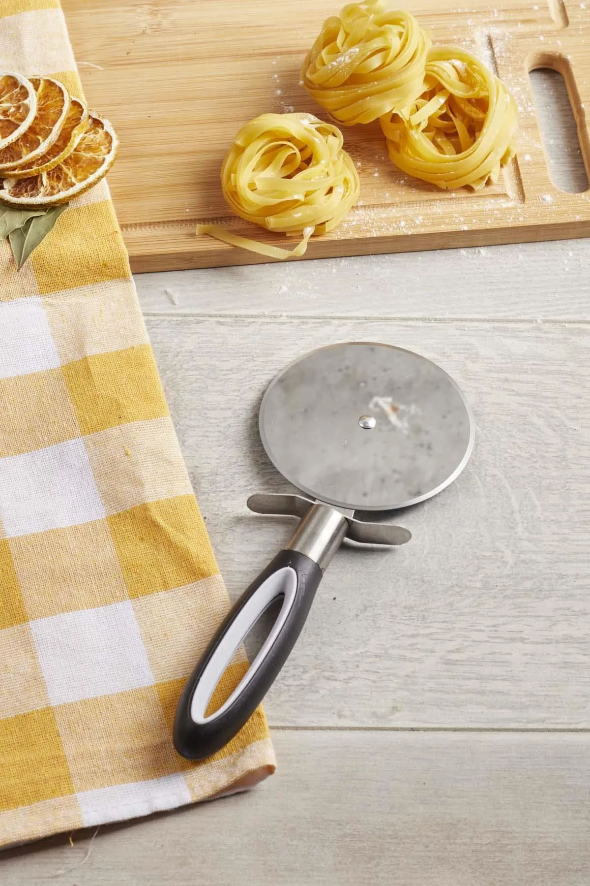 Perotti 15354 Kitchenmate Ultimate Hamur Kesici