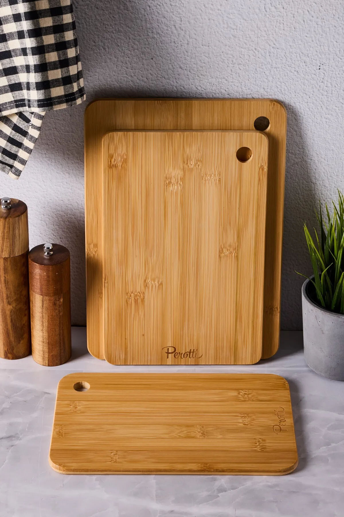Perotti 16333 Bamboo Oval 3'lü Kesme Tahtası  Perotti 16333 Bamboo Oval 3'lü Kesme Tahtası