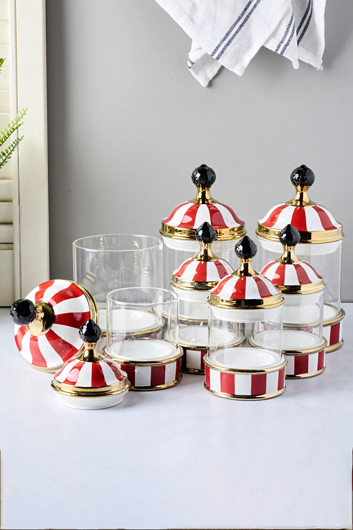 Perotti 16734 Maura Rossa 7'li Tepsili Baharat Takımı Perotti 16734 Maura Rossa 7'li Tepsili Baharat Takımı