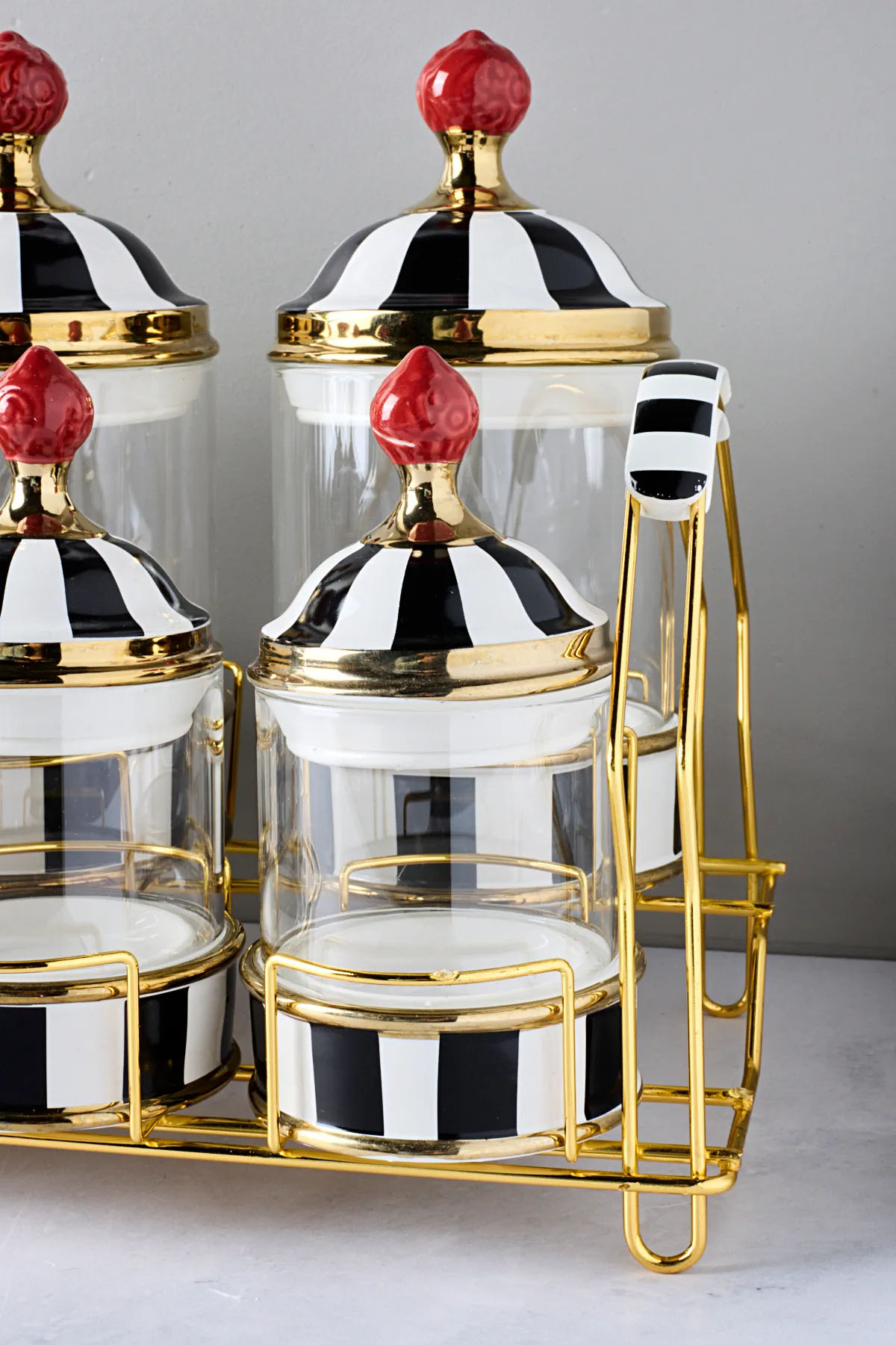 Perotti 16737 Maura Nero 7'li Standlı Baharat Takımı Perotti 16737 Maura Nero 7'li Standlı Baharat Takımı