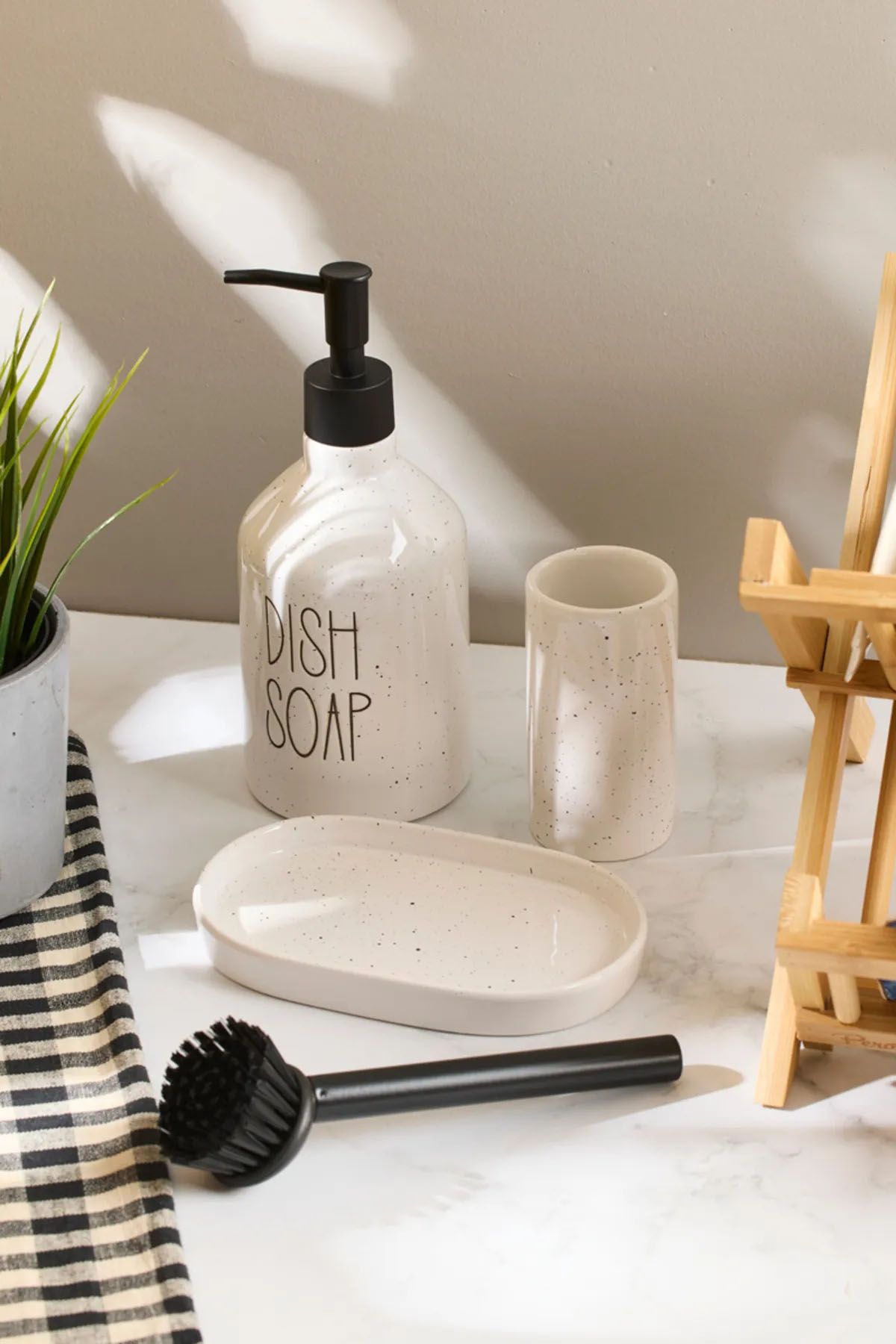 Perotti 16747 Sapone White Fırçalı Sabunluk