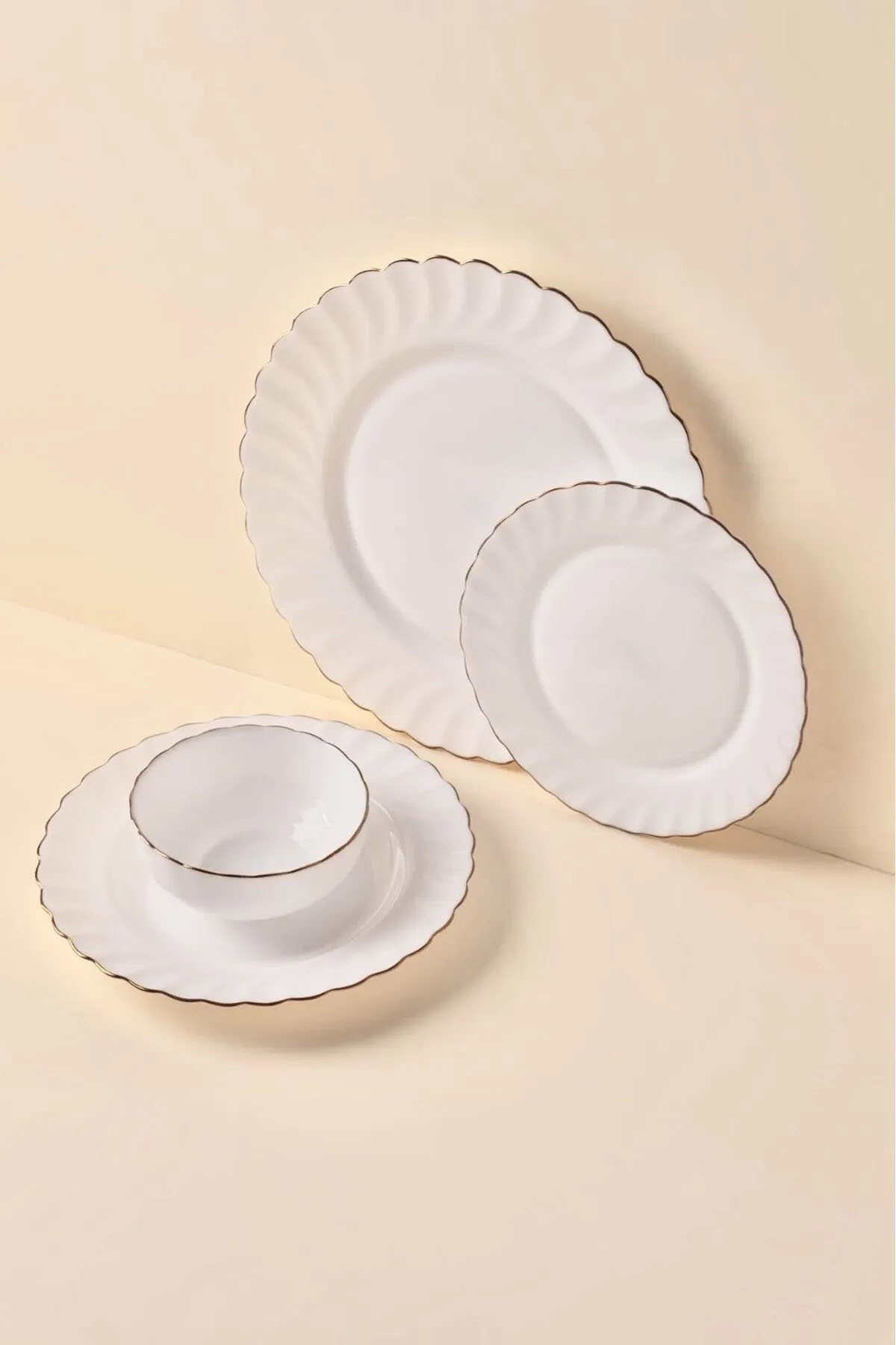 Perotti 17585 Waves 24 Parça 6 Kişilik Yemek Takımı Perotti 17585 Waves 24 Parça 6 Kişilik Yemek Takımı