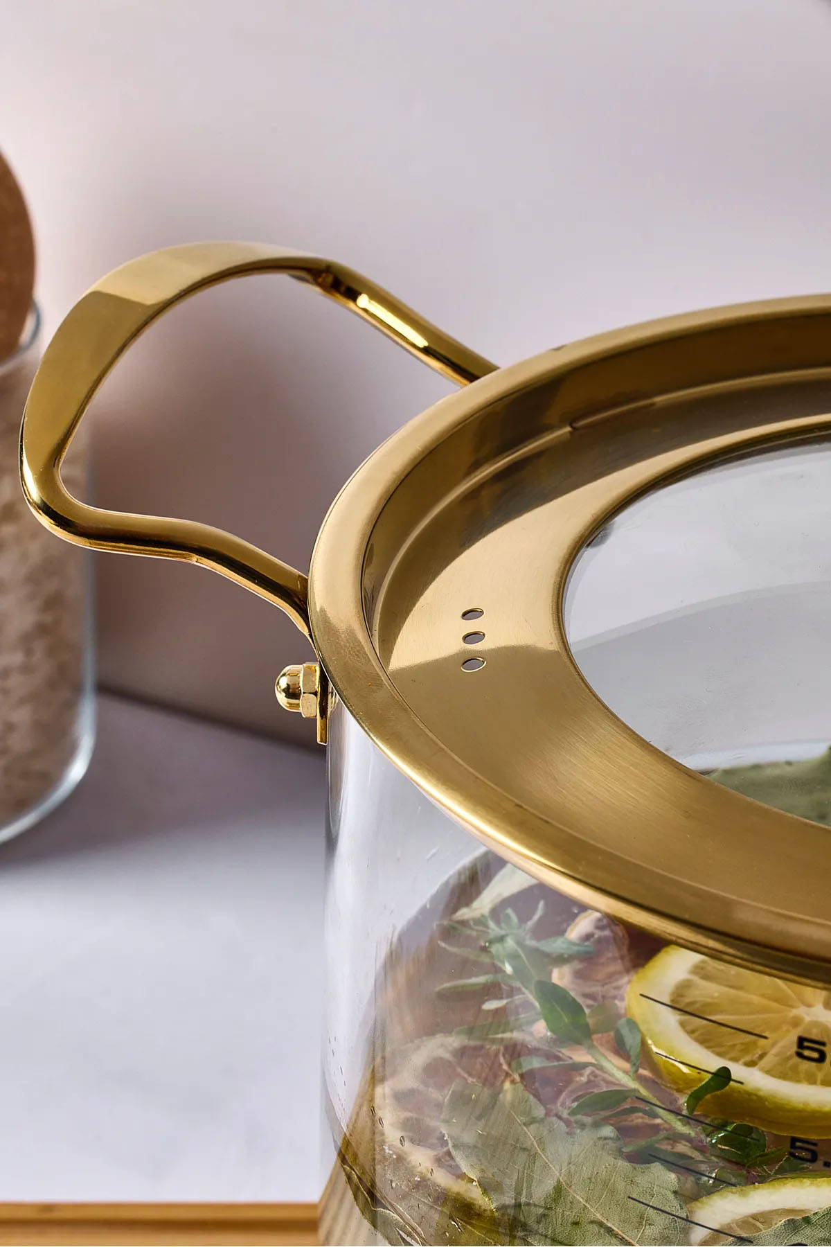 Perotti 17642 Logan Gold 5.5 Lt Tencere Perotti 17642 Logan Gold 5.5 Lt Tencere