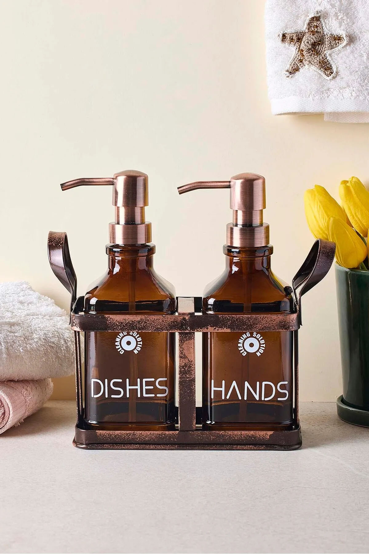 Perotti 18055 Rame Eskitme Metal Standlı Retro 2'li Sıvı Sabunluk 500 ml - Amber Perotti 18055 Rame Eskitme Metal Standlı Retro 2'li Sıvı Sabunluk 500 ml - Amber