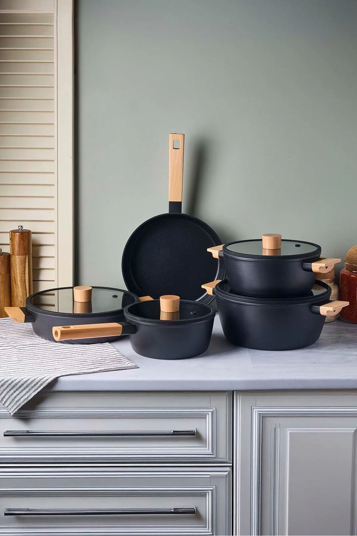 Perotti 18080 CookWood 9 Parça Tencere Tava Seti - Siyah