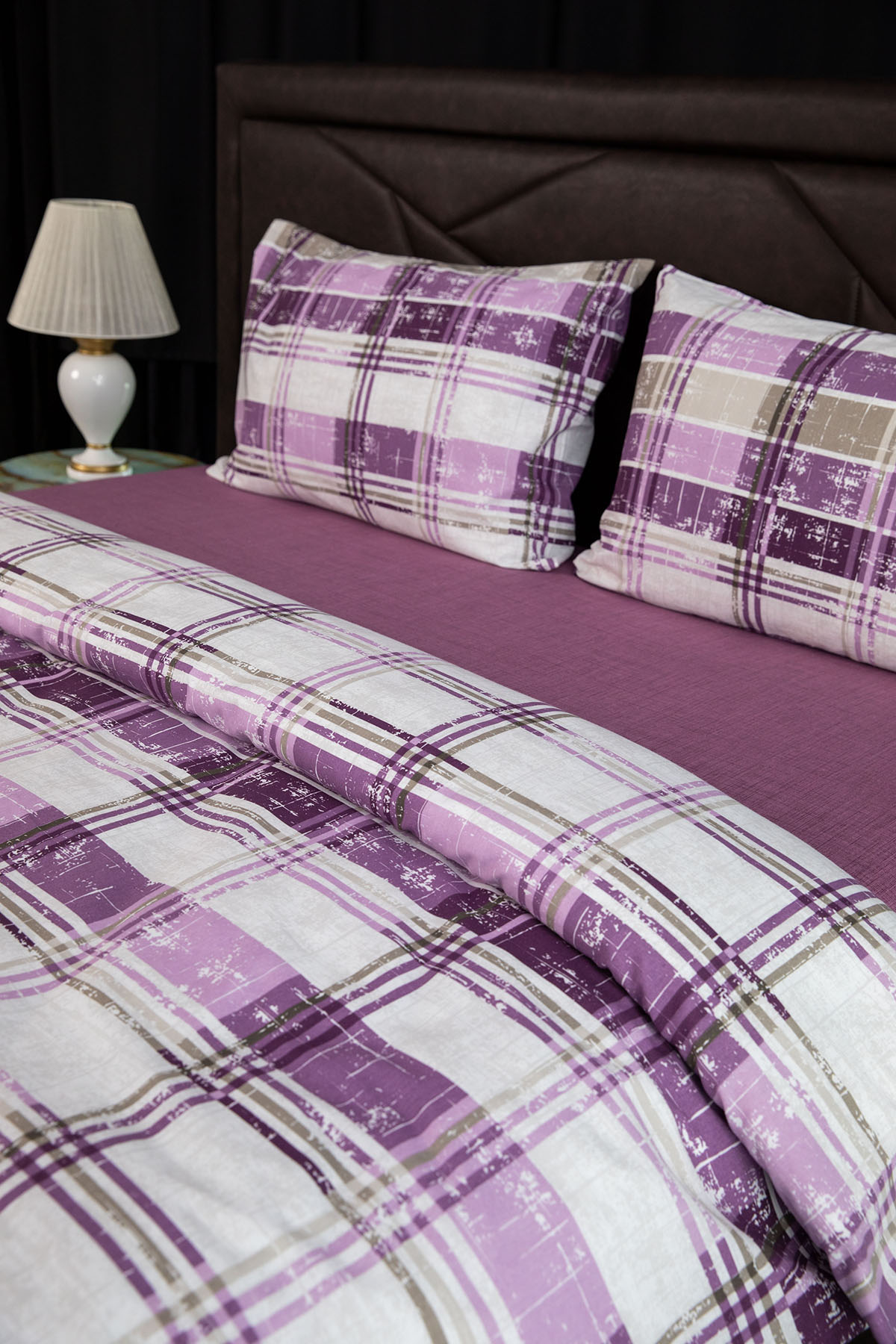 Piemo Lastikli Çarşaflı Çift Kişilik Nevresim Takımı - Mor Piemo Lastikli Çarşaflı Çift Kişilik Nevresim Takımı - Mor