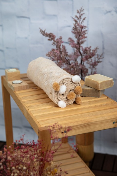 Bella Ponponlu Yüz Havlusu 50x90 - Bej