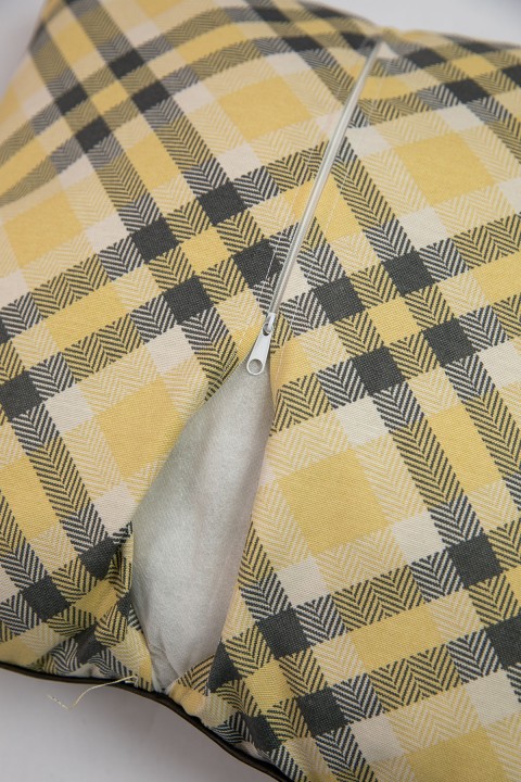 Favora Karelia Kırlent 43x43 cm - Sarı