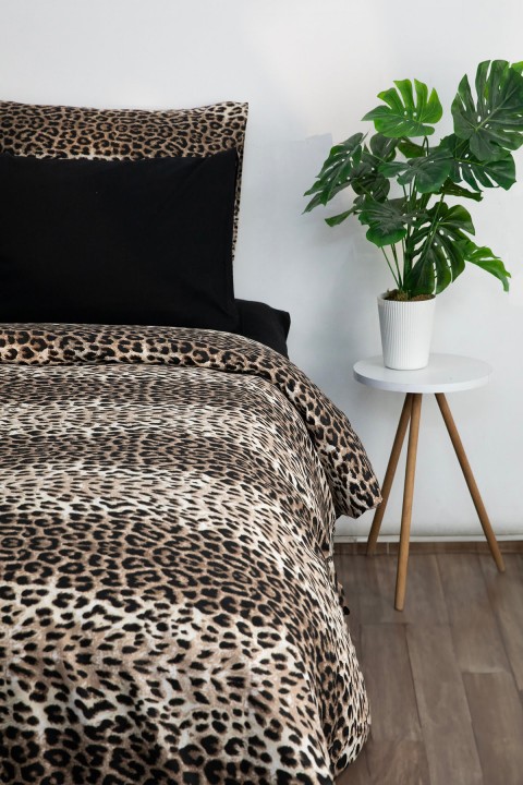 Favora Leopar Desenli Lastikli Çarşaflı Tek Kişilik Nevresim Takımı Favora Leopar Desenli Lastikli Çarşaflı Tek Kişilik Nevresim Takımı