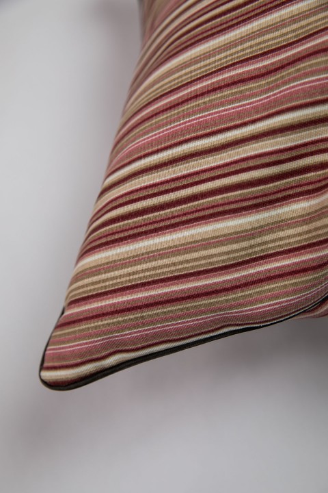 Favora Molira Kırlent 43x43 cm - Pembe
