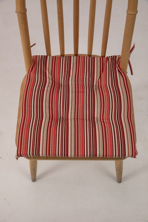 Favora Molira Süngerli Sandalye Minderi 40x40 Cm - Kırmızı