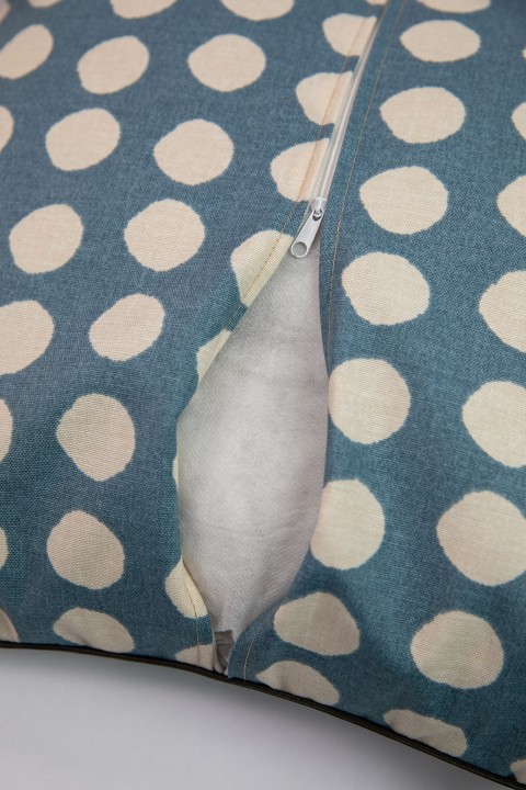 Favora Puantiyeli Kırlent 43x43 cm - Mavi