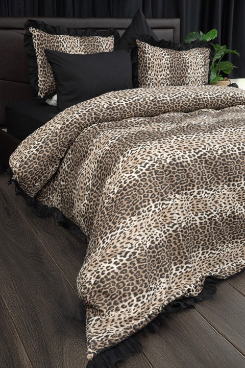 Fırfırlı Leopar Desenli Lastikli Çarşaflı Çift Kişilik Nevresim Takımı