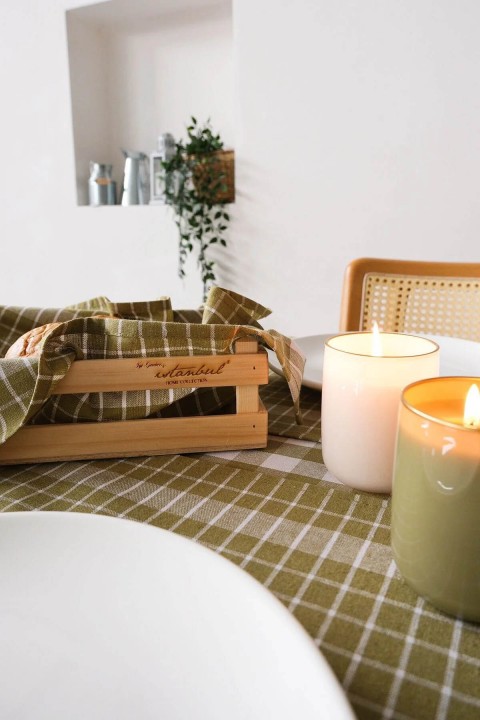 İyi Geceler %100 Pamuklu Happy Days Minimal Doğal Ahşap Ekmek Sepetli Sofra Ve Piknik Seti 7 Parça - Yeşil