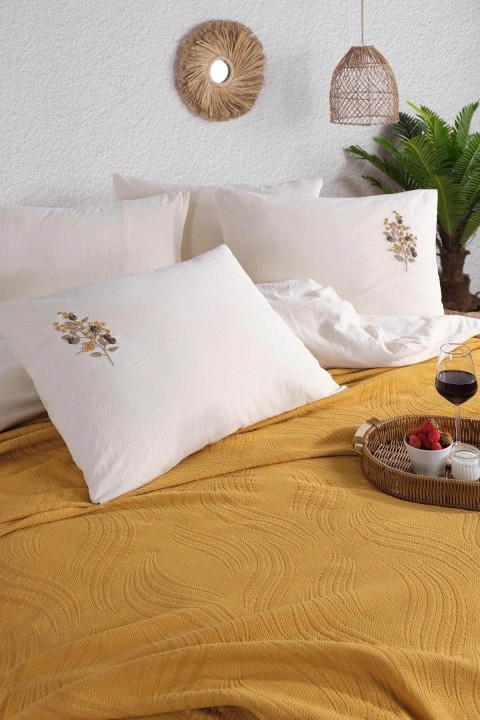 İyi Geceler Royal Crest Çift Kişilik Nevresimli Pike Takımı - Hardal